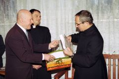 11-1-011.jpg